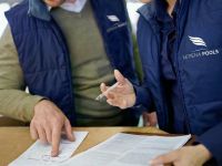 Gestión de permisos y licencias para construcción de piscina de obra.